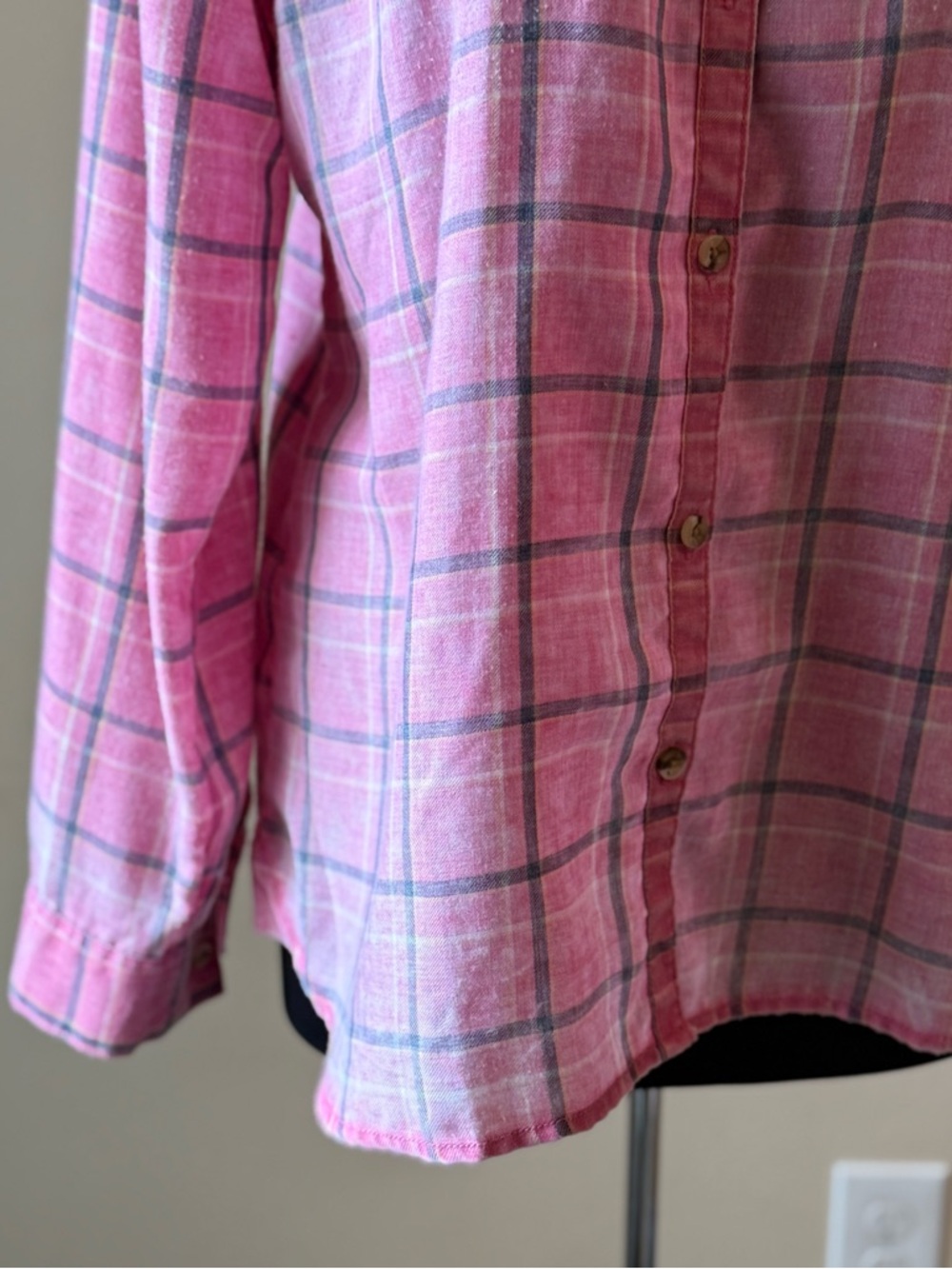 MAURICES Pink Plaid Button-Up Shirt Size XL - Picture 3 of 12
